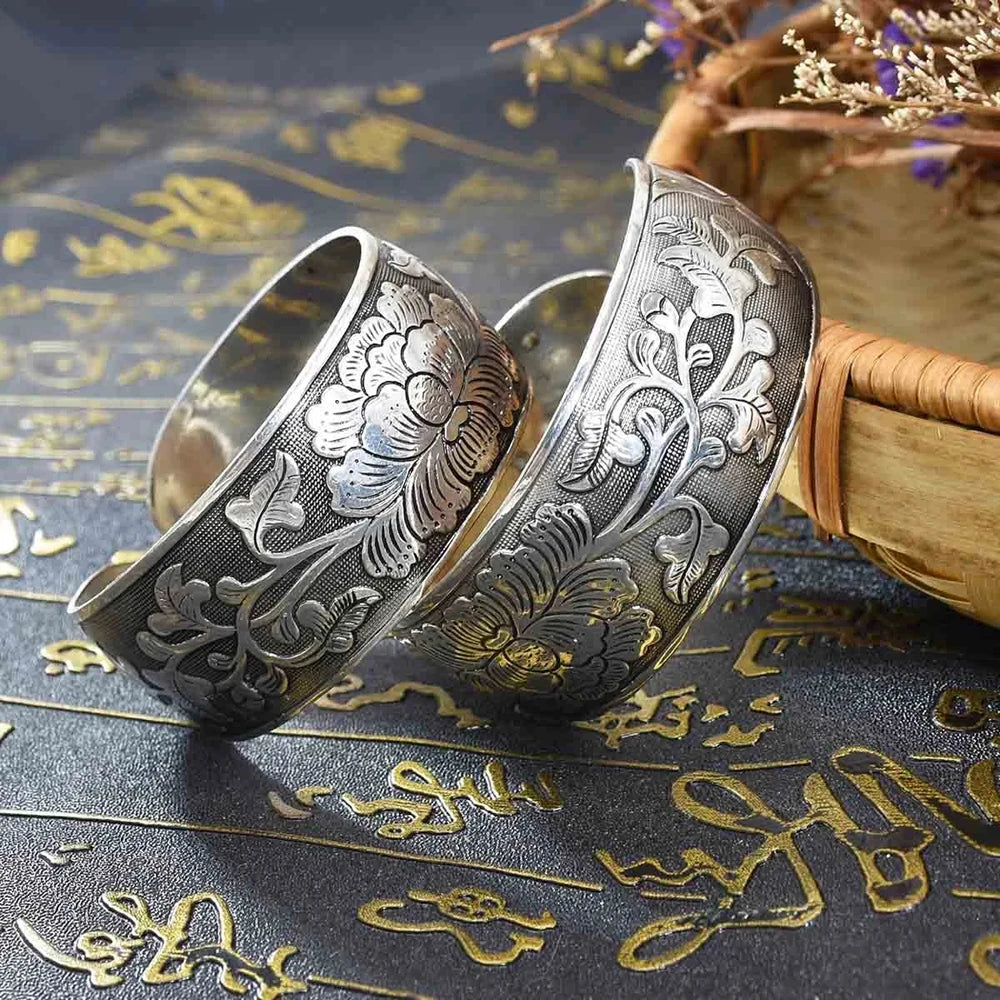 Classic Vintage Silvery Tibet Cuff Bracelet For Women Boho Ethnic Metal Carved Flower Bangles Gypsy Tribal Afghan India Jewelry